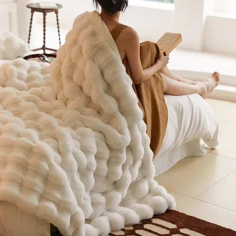 CozyNest | Fluffig Filt, Mjuk Flocktextur, & Andningsbar, Idealisk för Hem & Vinternättera | Idealisk för vintern