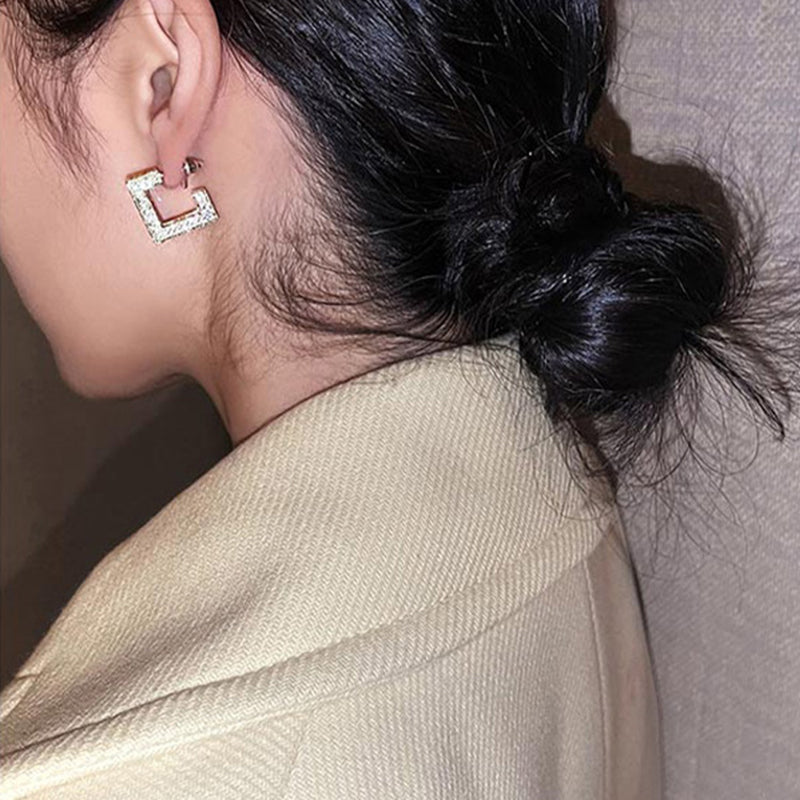 Damörhängen med fyrkantig design 3